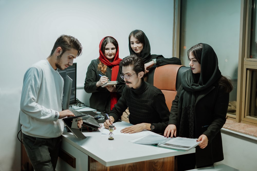 کیمیاگران شیردال