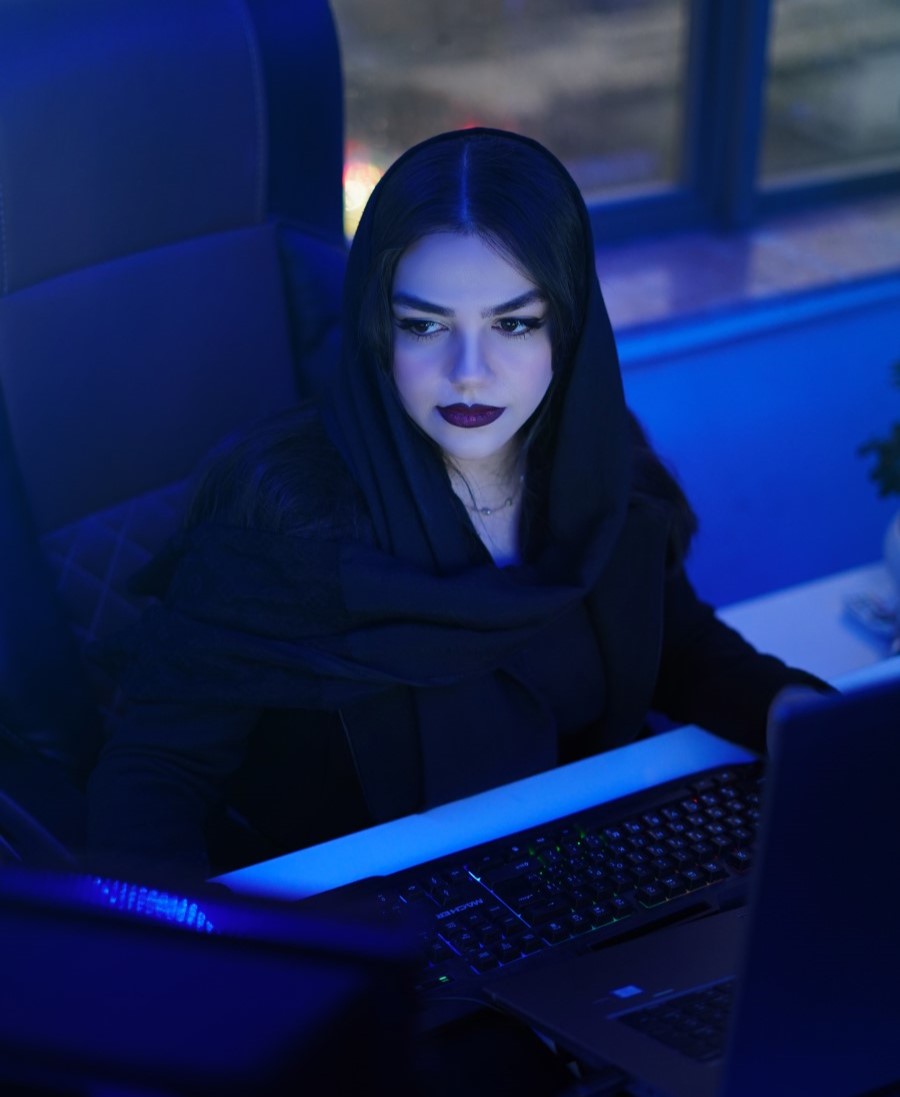 مریم سیفی - برنامه نویس در مراغه
